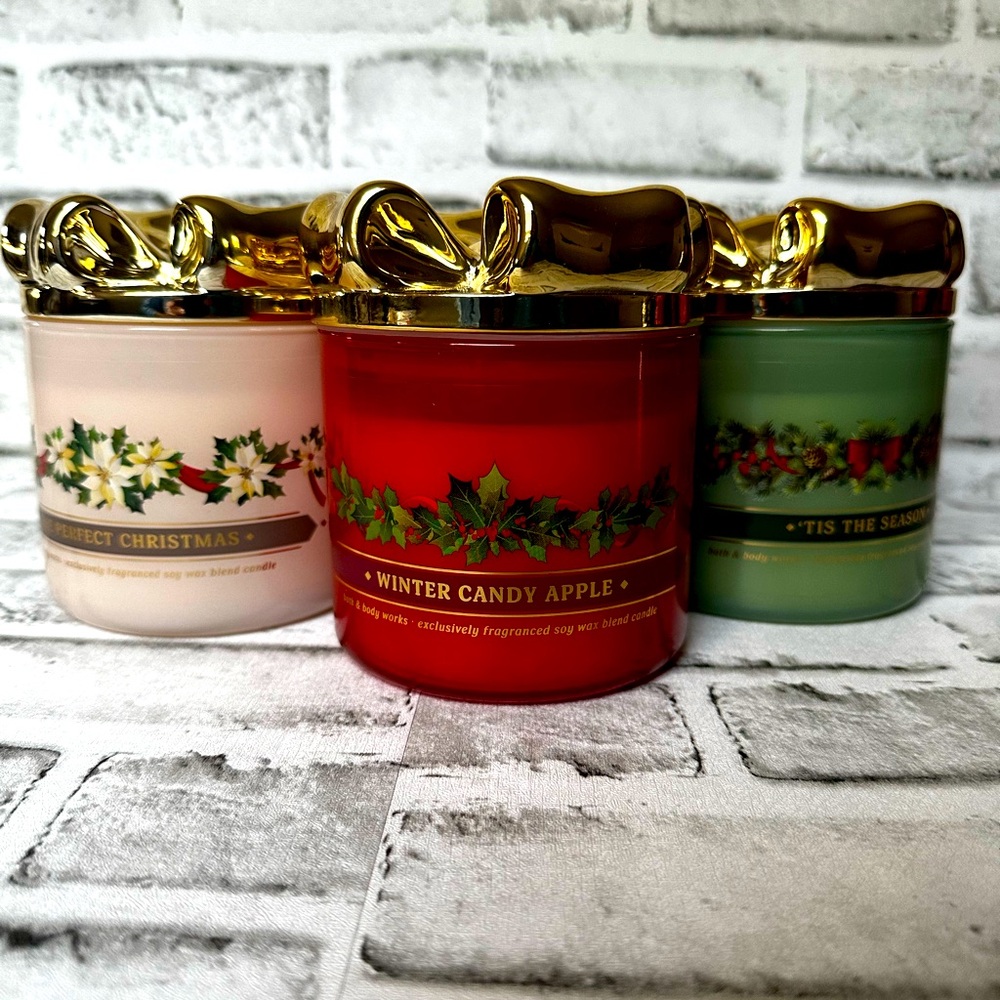 New  Bath & Body Works Holiday Set Of 3-Wick Candles 14.5 oz Gold Bow Lid 2024